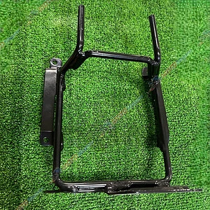 Крепление фары верхнее Avantis Dakar