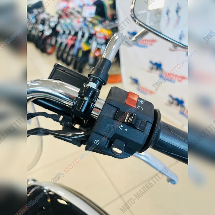 Мотоцикл BAJAJ AVENGER Cruise 220 черный глянцевый
