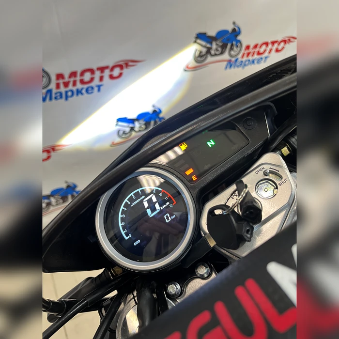 Мотоцикл Regulmoto TE 4 valve oil (Черный/красный)