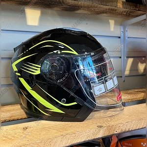 Шлем KIOSHI 516 Solid открытый со стеклом и очками черный/зеленый M