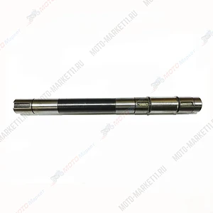 Вал вторичный шестеренчатого реверса