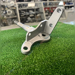 Кулак поворотный левый RUSH F3(5)