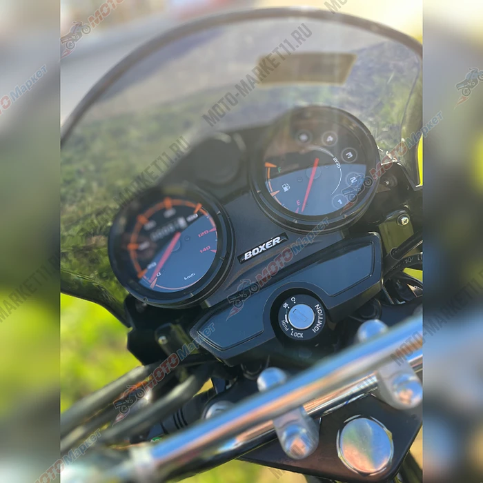 Мотоцикл BAJAJ BOXER  150 UG черно-красный