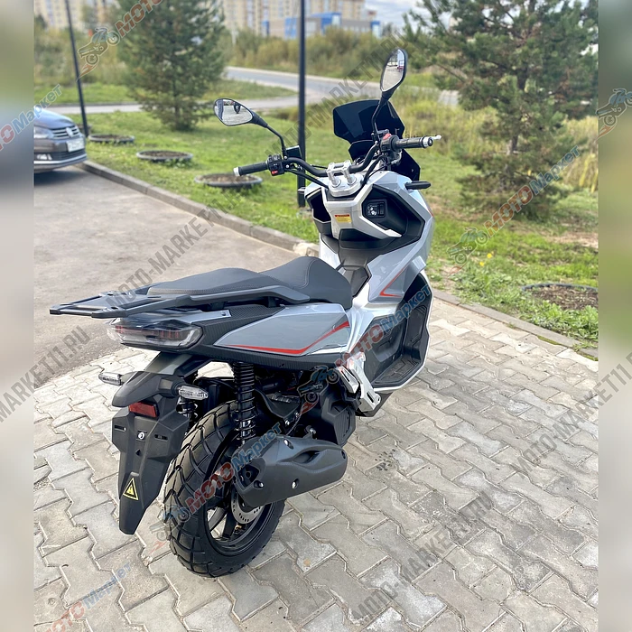 Скутер TRACER ADV