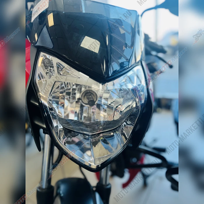 Мотоцикл BAJAJ PULSAR 125NS черно-красный