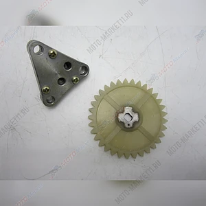 Насос масляный Скутер 139QMB с шестерней 15197